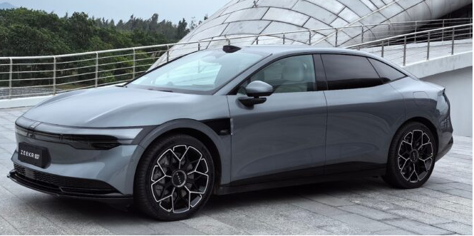 The world’s fast charging : Zeekr 007with 610km in 15mins